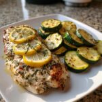 Gegrilde Kip met Citroen en Kruiden en Courgette
