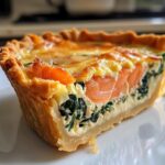 Kerstquiche met zalm en spinazie