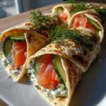 Mini wraps met zalm en kruidenkaas